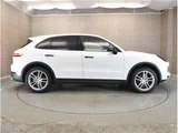 2018 Porsche Cayenne 3.0 4WD SUV for sale, Japanese used car export - photo 9 of 50 | GULJI TRADERS