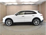 2018 Porsche Cayenne 3.0 4WD SUV for sale, Japanese used car export - photo 10 of 50 | GULJI TRADERS