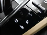 2018 Porsche Cayenne 3.0 4WD SUV for sale, Japanese used car export - photo 36 of 50 | GULJI TRADERS
