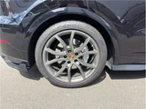 2018 Porsche Cayenne Turbo SUV for sale, Japanese used car export - photo 7 of 32 | GULJI TRADERS