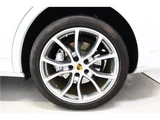 2018 Porsche Cayenne S 4WD SUV for sale, Japanese used car export - photo 33 of 80 | GULJI TRADERS