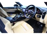 2018 Porsche Cayenne S 4WD SUV for sale, Japanese used car export - photo 52 of 80 | GULJI TRADERS