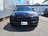 2018 Porsche Cayenne S 4WD SUV for sale, Japanese used car export - photo 20 of 42 | GULJI TRADERS