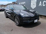 2018 Porsche Cayenne S 4WD SUV for sale, Japanese used car export - photo 24 of 42 | GULJI TRADERS