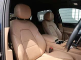 2018 Porsche Cayenne S 4WD SUV for sale, Japanese used car export - photo 37 of 42 | GULJI TRADERS