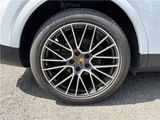 2018 Porsche Cayenne 4WD SUV for sale, Japanese used car export - photo 5 of 50 | GULJI TRADERS