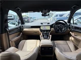 2018 Porsche Cayenne 4WD SUV for sale, Japanese used car export - photo 6 of 50 | GULJI TRADERS