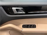 2018 Porsche Cayenne 4WD SUV for sale, Japanese used car export - photo 21 of 50 | GULJI TRADERS