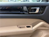 2018 Porsche Cayenne 4WD SUV for sale, Japanese used car export - photo 25 of 50 | GULJI TRADERS