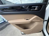 2018 Porsche Cayenne 4WD SUV for sale, Japanese used car export - photo 31 of 50 | GULJI TRADERS