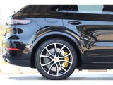 2018 Porsche Cayenne Turbo 4WD SUV for sale, Japanese used car export - photo 11 of 47 | GULJI TRADERS