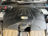 2018 Porsche Cayenne SUV for sale, Japanese used car export - photo 5 of 30 | GULJI TRADERS