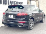 2018 Porsche Cayenne SUV for sale, Japanese used car export - photo 10 of 30 | GULJI TRADERS