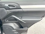 2018 Porsche Cayenne SUV for sale, Japanese used car export - photo 21 of 30 | GULJI TRADERS
