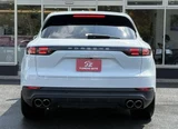 2018 Porsche Cayenne SUV for sale, Japanese used car export - photo 8 of 28 | GULJI TRADERS