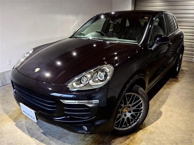 2018 Porsche Cayenne SUV for sale, Japanese used car export - photo 1 of 12 | GULJI TRADERS