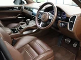 2018 Porsche Cayenne Turbo SUV for sale, Japanese used car export - photo 5 of 9 | GULJI TRADERS