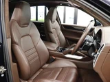2018 Porsche Cayenne Turbo SUV for sale, Japanese used car export - photo 6 of 9 | GULJI TRADERS