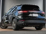 2018 Porsche Cayenne S SUV for sale, Japanese used car export - photo 2 of 9 | GULJI TRADERS