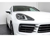 2019 Porsche Cayenne 3.0 4WD SUV for sale, Japanese used car export - photo 18 of 80 | GULJI TRADERS