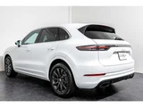 2019 Porsche Cayenne 3.0 4WD SUV for sale, Japanese used car export - photo 26 of 80 | GULJI TRADERS