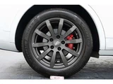 2019 Porsche Cayenne 3.0 4WD SUV for sale, Japanese used car export - photo 73 of 80 | GULJI TRADERS