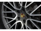 2019 Porsche Cayenne 3.0 4WD SUV for sale, Japanese used car export - photo 15 of 80 | GULJI TRADERS