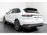 2019 Porsche Cayenne 3.0 4WD SUV for sale, Japanese used car export - photo 23 of 80 | GULJI TRADERS