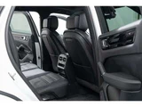 2019 Porsche Cayenne 3.0 4WD SUV for sale, Japanese used car export - photo 39 of 80 | GULJI TRADERS