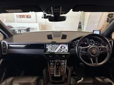 2019 Porsche Cayenne 4WD SUV for sale, Japanese used car export - photo 3 of 24 | GULJI TRADERS