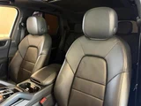 2019 Porsche Cayenne 4WD SUV for sale, Japanese used car export - photo 22 of 24 | GULJI TRADERS