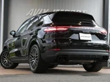 2019 Porsche Cayenne Base SUV for sale, Japanese used car export - photo 2 of 9 | GULJI TRADERS