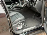 2020 Porsche Cayenne SUV for sale, Japanese used car export - photo 19 of 58 | GULJI TRADERS