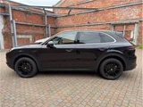 2020 Porsche Cayenne SUV for sale, Japanese used car export - photo 58 of 58 | GULJI TRADERS