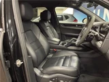 2023 Porsche Cayenne SUV for sale, Japanese used car export - photo 26 of 30 | GULJI TRADERS