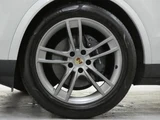 2023 Porsche Cayenne Base SUV for sale, Japanese used car export - photo 6 of 9 | GULJI TRADERS