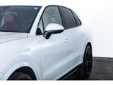 2024 Porsche Cayenne 3.0 4WD SUV for sale, Japanese used car export - photo 15 of 73 | GULJI TRADERS
