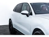 2024 Porsche Cayenne 3.0 4WD SUV for sale, Japanese used car export - photo 16 of 73 | GULJI TRADERS