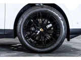 2024 Porsche Cayenne 3.0 4WD SUV for sale, Japanese used car export - photo 25 of 73 | GULJI TRADERS