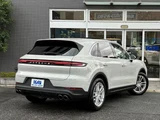 2024 Porsche Cayenne 3.0 4WD SUV for sale, Japanese used car export - photo 2 of 48 | GULJI TRADERS