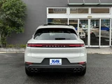 2024 Porsche Cayenne 3.0 4WD SUV for sale, Japanese used car export - photo 9 of 48 | GULJI TRADERS