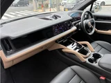 2024 Porsche Cayenne 3.0 4WD SUV for sale, Japanese used car export - photo 11 of 48 | GULJI TRADERS