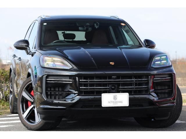 2024 Porsche Cayenne Turbo E- Hybrid - photo 1 2024 Porsche Cayenne Turbo E- Hybrid SUV for sale, Japanese used car export - photo 1 of 9 | GULJI TRADERS