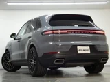 2024 Porsche Cayenne E- Hybrid SUV for sale, Japanese used car export - photo 2 of 7 | GULJI TRADERS