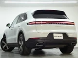 2024 Porsche Cayenne E- Hybrid SUV for sale, Japanese used car export - photo 2 of 9 | GULJI TRADERS