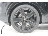 2025 Porsche Cayenne GTS SUV for sale, Japanese used car export - photo 10 of 72 | GULJI TRADERS