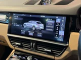 2020 Porsche Cayenne Coupe Turbo 4WD SUV for sale, Japanese used car export - photo 17 of 54 | GULJI TRADERS