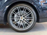 2020 Porsche Cayenne Coupe Turbo 4WD SUV for sale, Japanese used car export - photo 34 of 54 | GULJI TRADERS