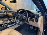 2020 Porsche Cayenne Coupe Turbo 4WD SUV for sale, Japanese used car export - photo 40 of 54 | GULJI TRADERS