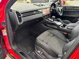 2020 Porsche Cayenne Coupe GTS 4WD SUV for sale, Japanese used car export - photo 29 of 70 | GULJI TRADERS